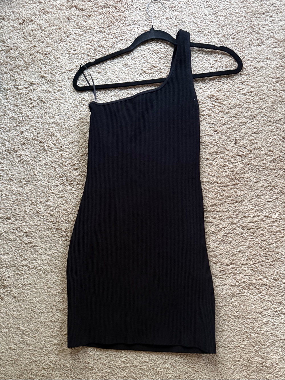 Aritzia Babaton Scult Knit One Shoulder Mini Dress in Black
